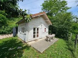 Chalet confortable à Varces-Allières-et-Risset avec terrasse
