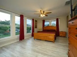 Private Ensuite In Historic Home