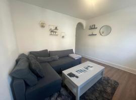 Home Sweet Home in RG1 with FREE Parking, hotel v destinácii Reading