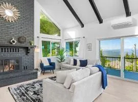 Peaceful Island Getaway, Port Susan views with BBQ & Playroom