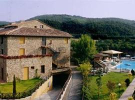 La Locanda Del Ponte, hotel Monticianóban