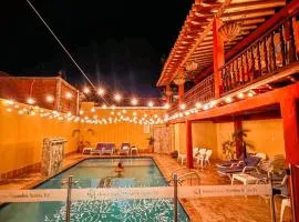 APARTAMENTO CÉNTRICO con PISCINA a UNA CUADRA