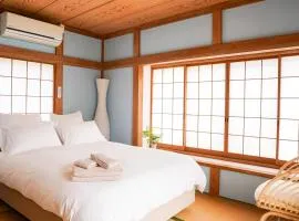 ONJUKU BEACH COTTAGE - private house 1 min walk to beach
