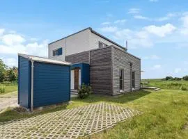 Stunning Home In Tossens With Sauna