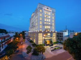 ATP Galaxy Hotel & Apartment Danang, Da Nang City-Centre, Danang, hótel á þessu svæði