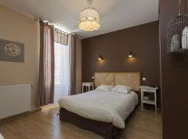 Hotel Des Alpes, hotel med boblebade i Le Bourg-dʼOisans