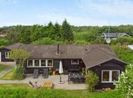 Awesome Home In Gedser With Wifi