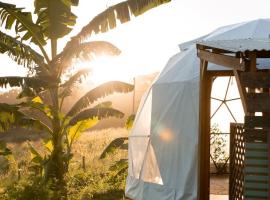 Noosa Air Element Dome - Simply Stunning Views, hotel v destinaci Cootharaba