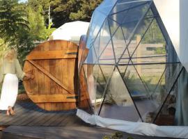 Noosa Earth Element Dome - Breathtaking Views, hotel in Cootharaba