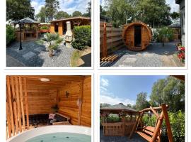 Chalet Harmony 2 prive wellness, campground in Putten