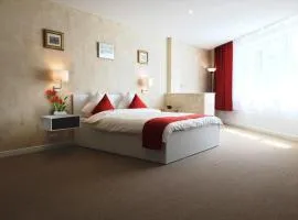 Csiki Hotel