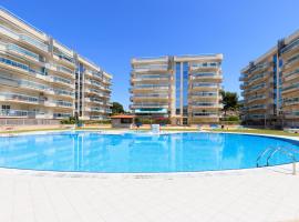 UHC Larimar Family Complex