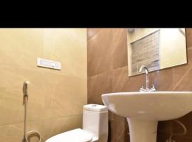 ์์ดํธ๋ฅด์ ์์นํ ํธํ
Hotel New Airport Rasedancy