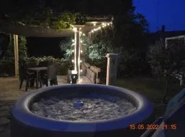 Villa Dacia bed bed and breakfast and Home Restaurant