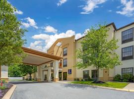 Comfort Suites near Penn State, hotel poblíž významného místa Stone Valley Recreation Area, State College