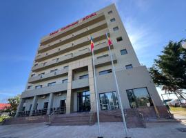 Hotel Royal Costinesti、コスティネシュティのホテル