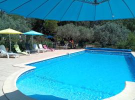 la Farigoulette, hotel v destinaci Lorgues