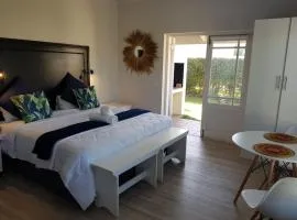 Cute condo with garden and BBQ