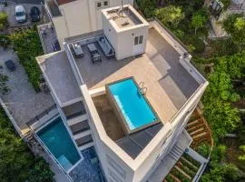 Awesome Apartment In Okrug Gornji