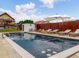 Nice Home In Velika With Outdoor Swimming Pool ที่พักให้เช่าในVelika