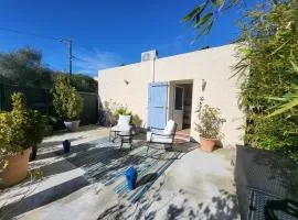 Studio indépendant avec terrasse à Juan les Pins