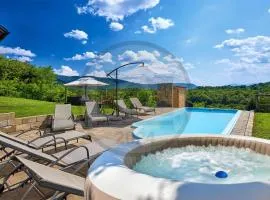 Beautiful Home In Kraljev Vrh With Wifi