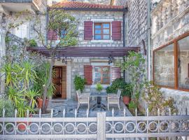 House Admiral, Cottage in Perast