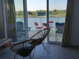Appartement climatisé au coeur de la Provence lac et parcs d'attractions 10mn Avignon, hôtel à Monteux