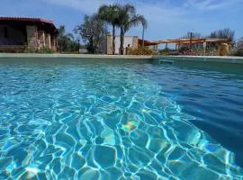 Ugento Country Cottage - Villa con Piscina 10 posti - Salento