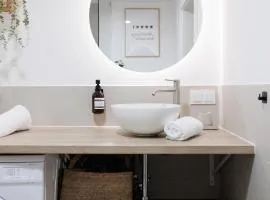 BOHO Studio with Terrace - Augarten - 10 min to Center