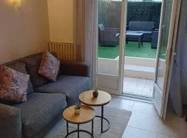 Studio cosy terrasse front mer