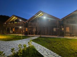 Virpazar Raj kod kumova, hotel v destinaci Virpazar