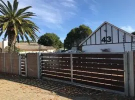 MELJAA GROUP Guesthouse