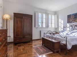 Villa Petrone - Luxury Home tra Bologna e Modena - Wi-Fi, Biliardo, Jacuzzi e piscina, hotel in Nonantola