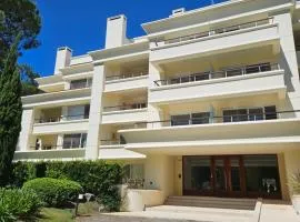 305 Green Park Solanas