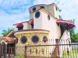 Casa grande lujosa