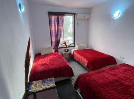 Hôtel imouzzer, hotel v destinaci Timeskrine