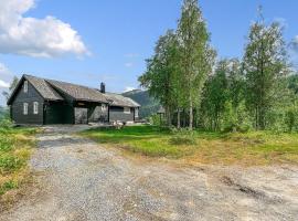 3 Bedroom Stunning Home In Vossestrand, hotel de luxo em Vossestrand