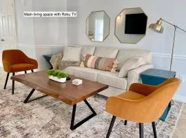 Be A Nomad - Oceanview 2 bed home - Outdoor decks