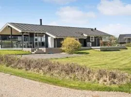 Gorgeous Home In Juelsminde With Wifi