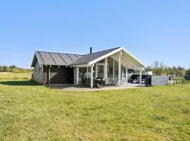 3 Bedroom Lovely Home In Ålbæk