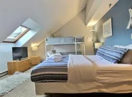 LilBear- AC, Pool, Sauna, Hot Tub, Near Resort