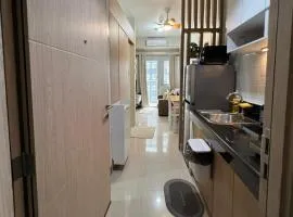 UrbanEase Living at Charm Residences Near Sta Lucia Mall and Robinsons Mall