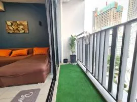 9pax 2R2B FAMILY SUITE, i-City, i-Suite, HYDE, Beside Theme Park, WIFI 50-55" Smart TV