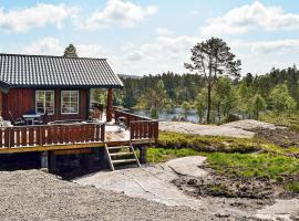 9 person holiday home in BJELLAND, hotel en Bjelland