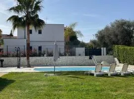 Magnifique studio sur les hauteurs de Nice, piscine, parking et WIFI