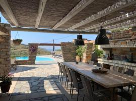 Relax Joy Villa - Easy Beach Access 150m Away, hotell med parkering i Koundouros