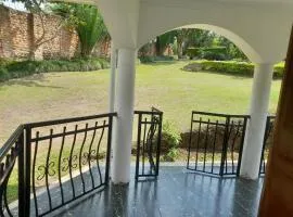 Maasai Villa Backpackers Home