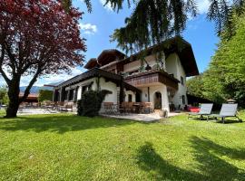 Das Halali - dein kleines Hotel an der Zugspitze, hotel in Ehrwald