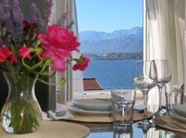 Sea & Mountain View By Apartment Brane、ノビグラード・ダルメーシャのホテル